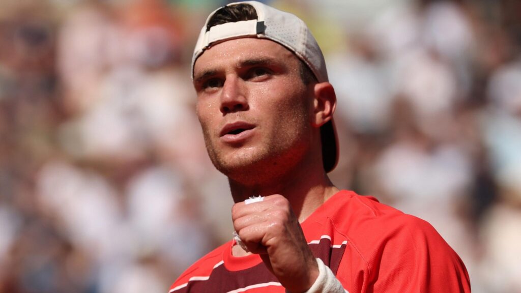 Jack Draper smiles and talks about Joao Fonseca's bright future after his victory at Roland-Garros.